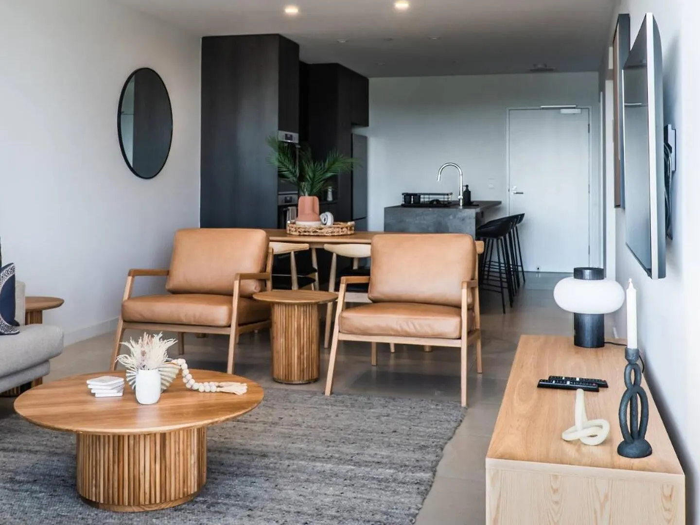 Apartment New! Coastal Elegance At Palm Beach Gold Coast